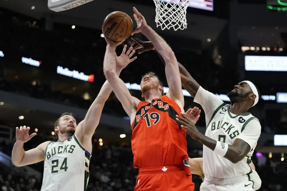 Toronto Raptors 114, Milwaukee Bucks 111